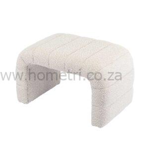 Alternative view of Blakk Boucle Low Bench